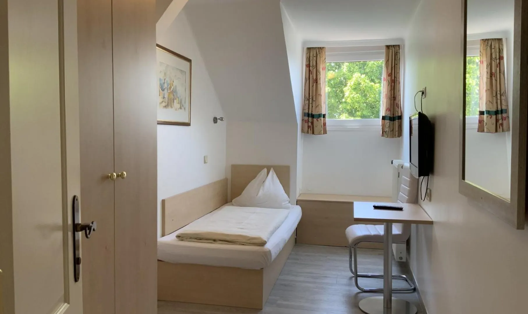 ***  Hotel Turnerwirt Salzburg Avusturya